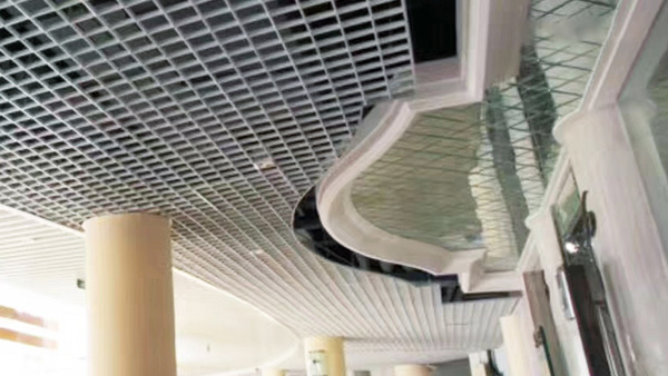 Three large shopping malls aluminum grille ceiling pictures